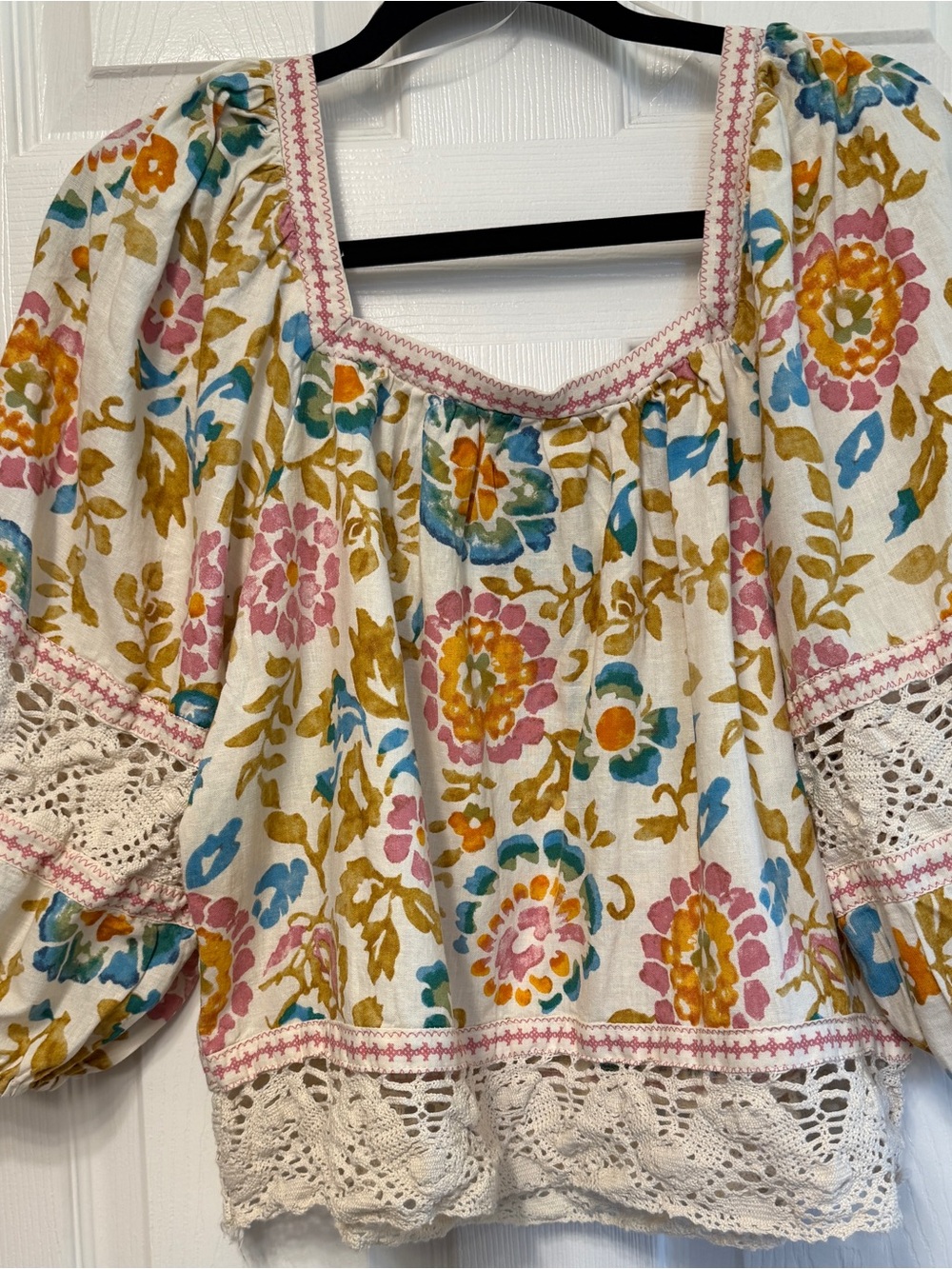 Christian Siriano Floral Crochet-Trim Peasant Top - Multi - Picture 2 of 4